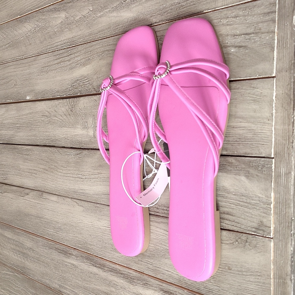New Wild Fable Pink Women's Sandals W/Heart Embellishment Size 9 - Picture 4 of 9